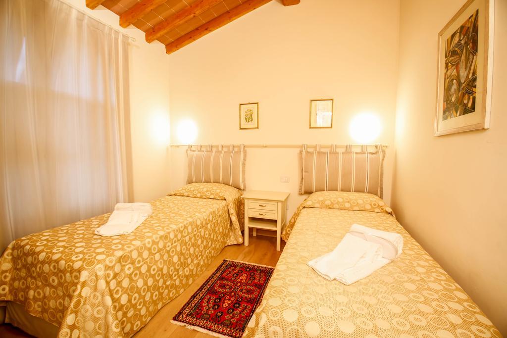 Casa Montecuccoli Montelupo Fiorentino Pokój zdjęcie